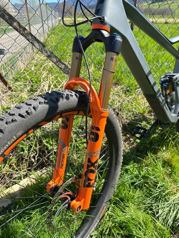 Gebrauchtes CUBE STEREO 150 C:62, SL 29 2023 2023 Mountainbike, Schwarz, 29 — Bild 6 von 7