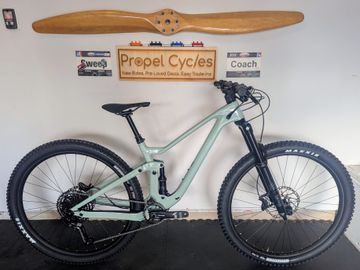 Used Scott Contessa Genius 910 2023 2023 Mountainbike, White, 29 — image 1 of 15