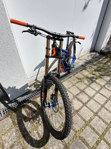 Gebrauchtes Scott Gambler Shimano Saint 2019 Mountainbike, Violett — Bild 9 von 15
