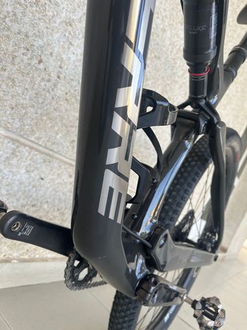 Used Lapierre Xr Shimano Deore XT 2025 Mountainbike, Black — image 7 of 17