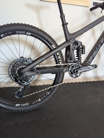 Used Pivot Mach 6 SRAM GX Eagle 2022 Mountainbike, Black — image 3 of 11