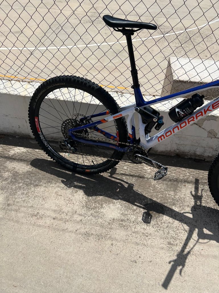 Used Mondraker Superfoxy Sram Eagle Transmission GX 2021 Mountainbike, White, 29 — image 3 of 6