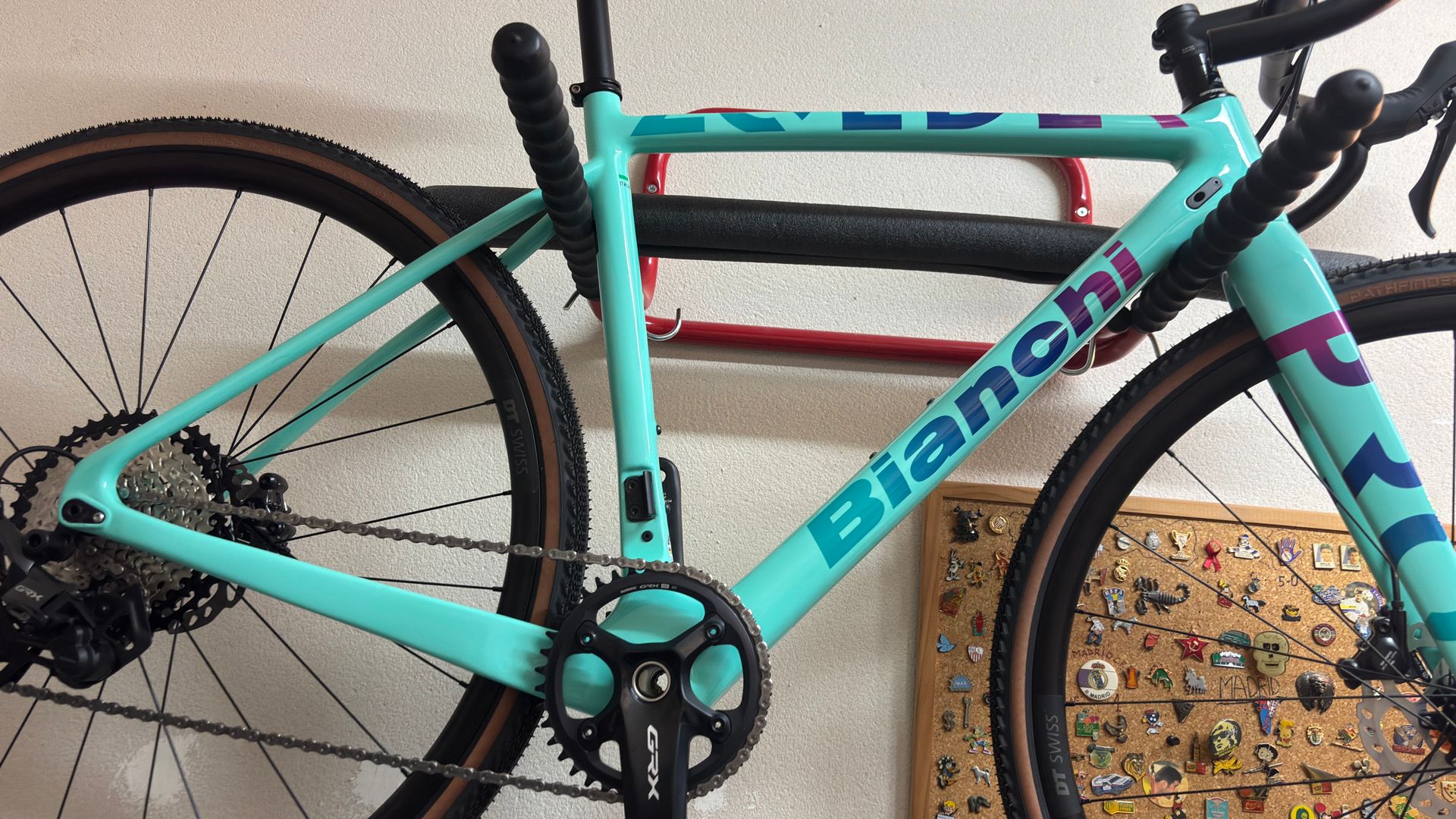 Bianchi ZOLDER PRO(ゾルダープロ) 2024　48サイズ Bianchi(ビアンキ) ZOLDER PRO(ゾルダープロ) GRX Di2 12s 完成車 2025
