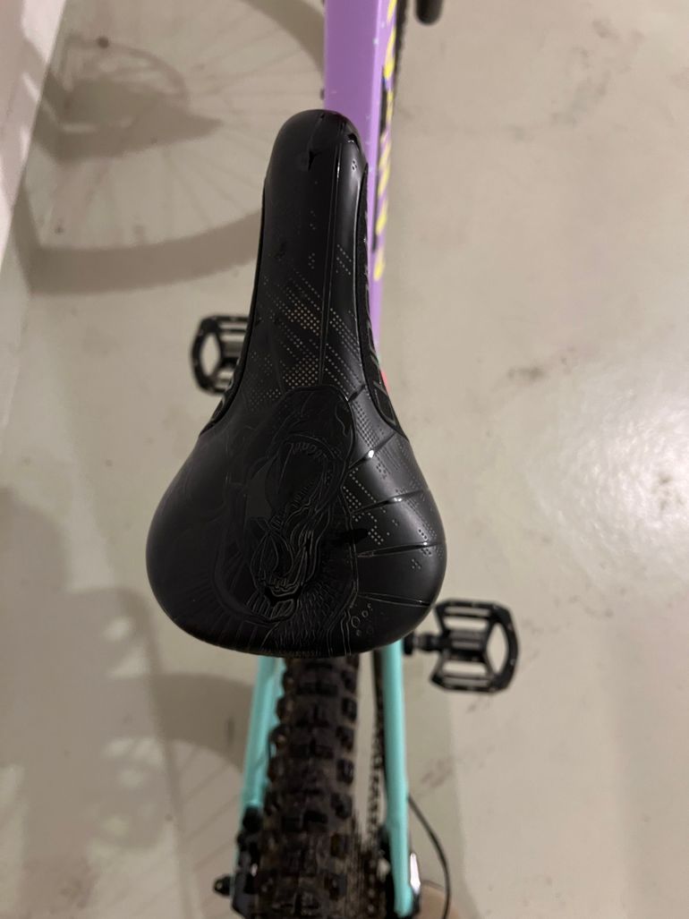 Canyon Torque 27.5 AL 5 2022 2022 Mountainbike usato, Viola — immagine 10 di 10