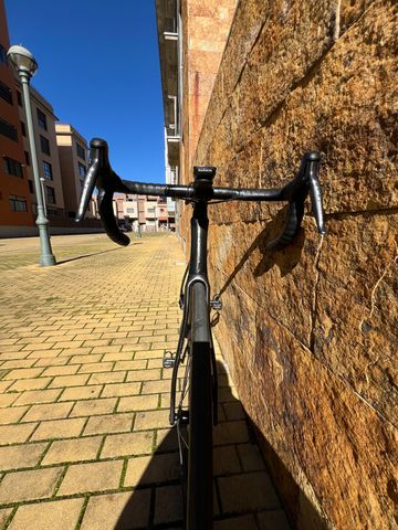 Used Orbea Orca Shimano Ultegra Di2 2022 Road & Gravel, Black — image 5 of 8