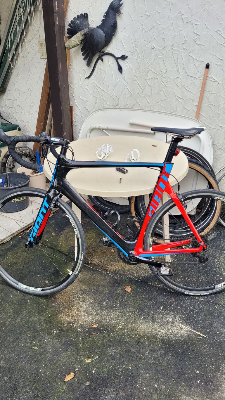 Used Giant Probel Advanced 2 2015 2015 Road & Gravel, Black — image 11 of 11