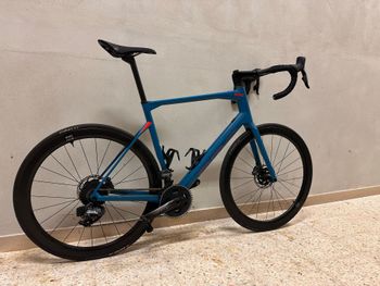 Used BMC Roadmachine 01 THREE 2020 2020 Road & Gravel, Blue — image 1 of 6