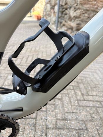 Używany Specialized Stumpjumper Comp 2022 2022 Mountainbike — zdjęcie 8 z 12