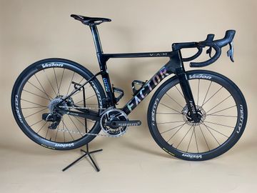 Gebrauchtes Factor Ostro VAM - SRAM Red ETap AXS - 2024 W/ Powermeter 2024 Road & Gravel