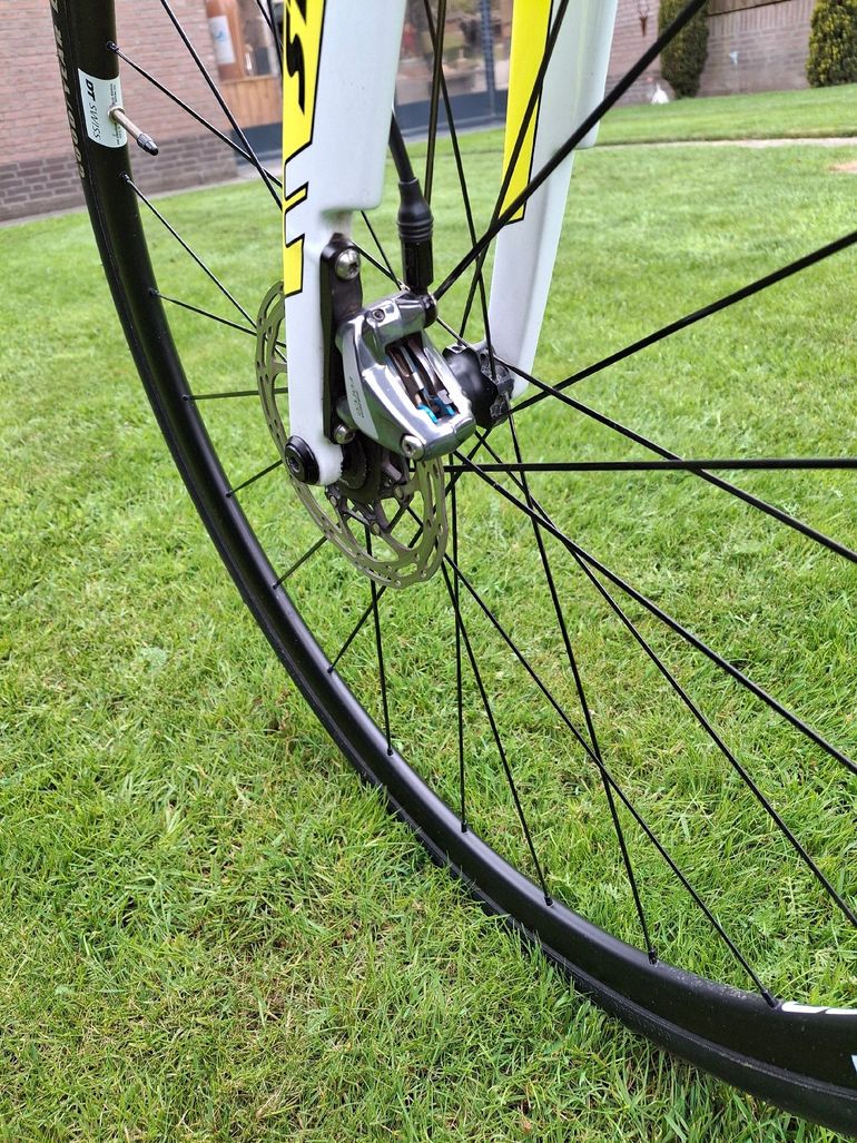 Used Stevens Arcalis 2020 Road & Gravel, White — image 7 of 9