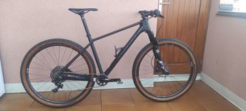 Used Canyon Exceed CF SL Pro Race 2018 Mountainbike, Black — image 1 of 8