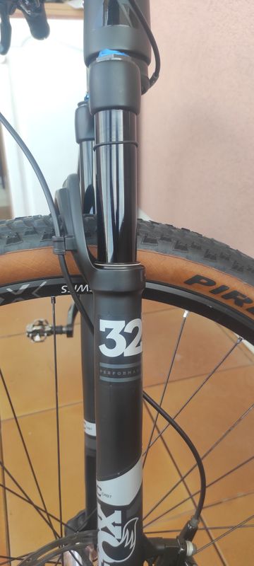 Used Canyon Exceed CF SL Pro Race 2018 Mountainbike, Black — image 3 of 8