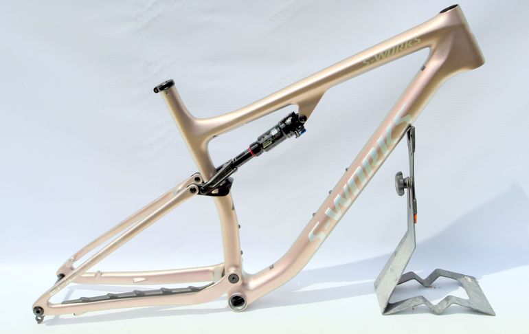Used Specialized S-Works Epic EVO 2023 Frameset 2023 Mountainbike, White, 29 — image 1 of 13