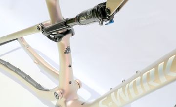 Used Specialized S-Works Epic EVO 2023 Frameset 2023 Mountainbike, White, 29 — image 9 of 13