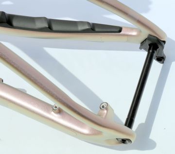 Used Specialized S-Works Epic EVO 2023 Frameset 2023 Mountainbike, White, 29 — image 12 of 13