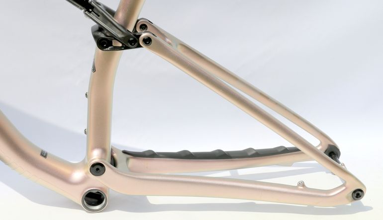 Used Specialized S-Works Epic EVO 2023 Frameset 2023 Mountainbike, White, 29 — image 10 of 13