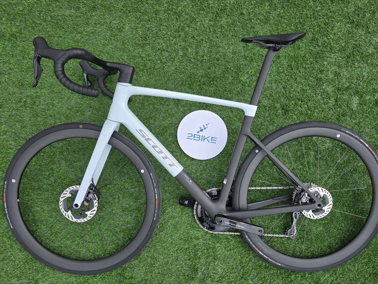 な SCOTT　ADDICT RC 10 DURA-ACE 2019 Scott Addict RC 10 disc – Specs, Comparisons, Reviews