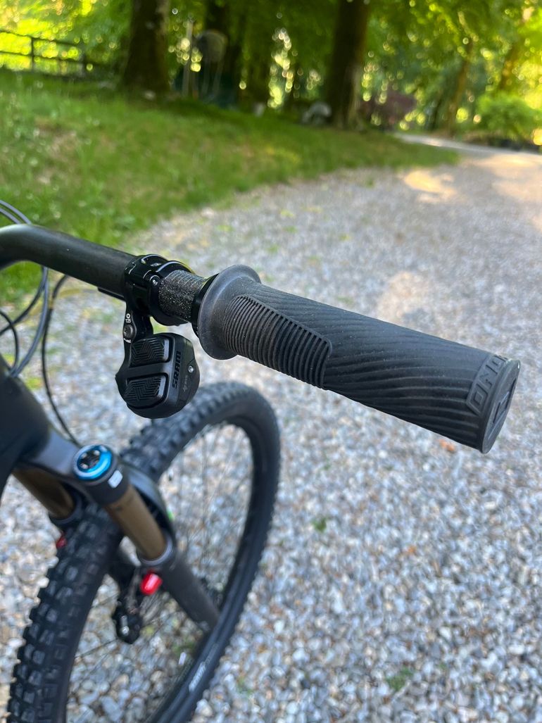 Brugt Mondraker Crafty RR S 2025 2025 Mountainbike — billede 7 af 11