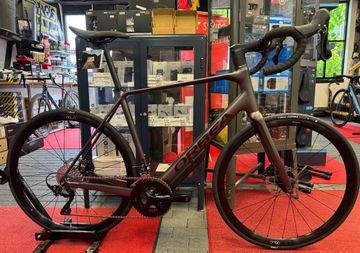 Orbea AVANT H30 2025 Road & Gravel usato, Grigio chiaro — immagine 1 di 5