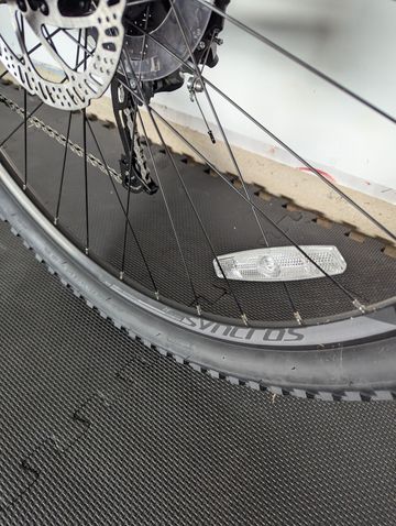 Used Scott Aspect Shimano Altus 2022 Mountainbike, Light Gray — image 9 of 11