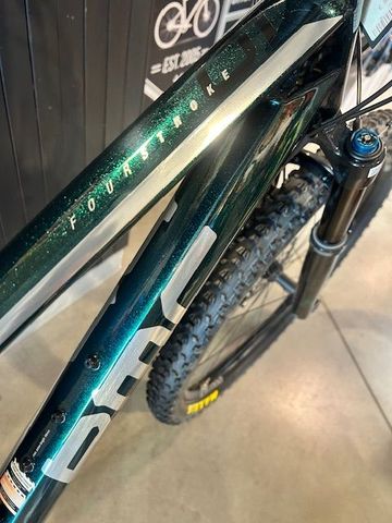 Used BMC Fourstroke 01 LT | ONE 2022 2022 Mountainbike, Green, 29 — image 6 of 16