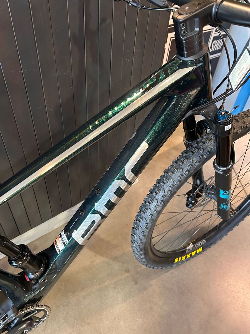 Used BMC Fourstroke 01 LT | ONE 2022 2022 Mountainbike, Green, 29 — image 13 of 16