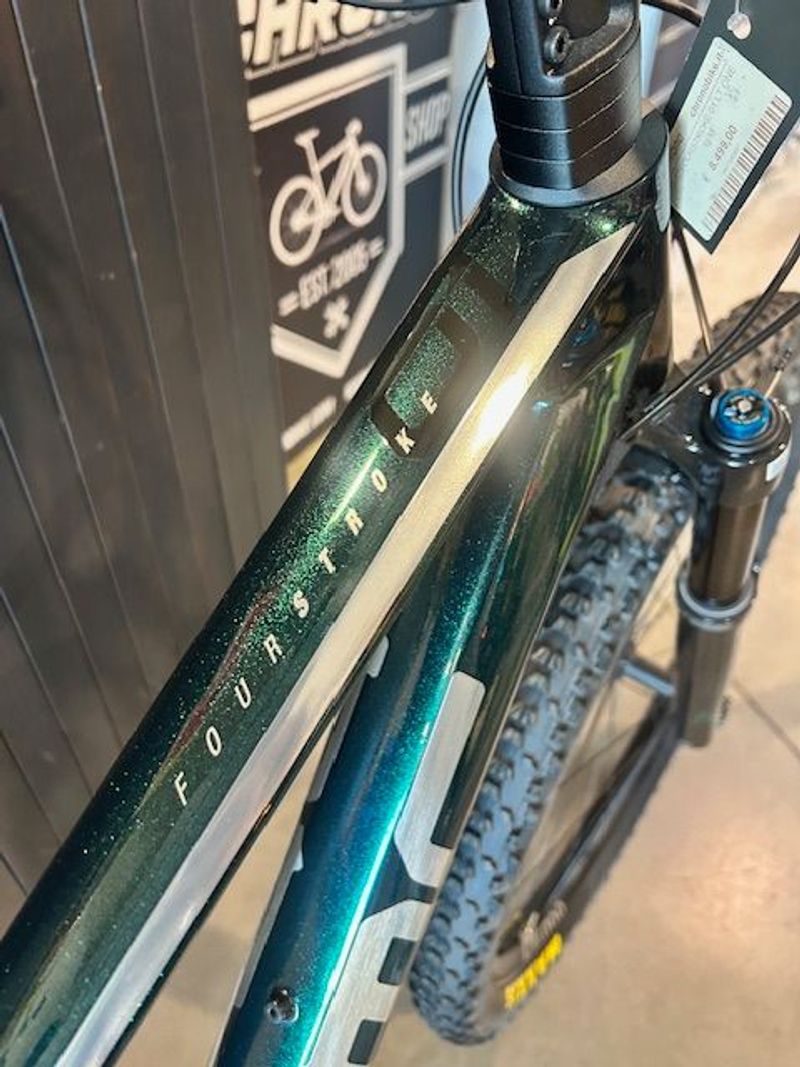 Used BMC Fourstroke 01 LT | ONE 2022 2022 Mountainbike, Green, 29 — image 10 of 16