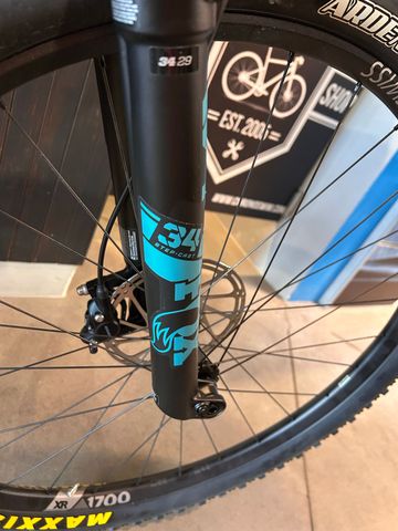 Used BMC Fourstroke 01 LT | ONE 2022 2022 Mountainbike, Green, 29 — image 11 of 16