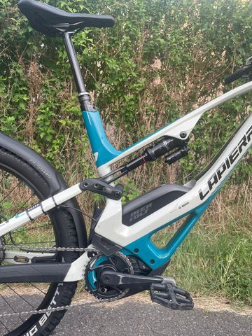 Used Lapierre Overvolt GLP 2 Elite 2022 2022 Mountainbike, White, 27.5 — image 1 of 7