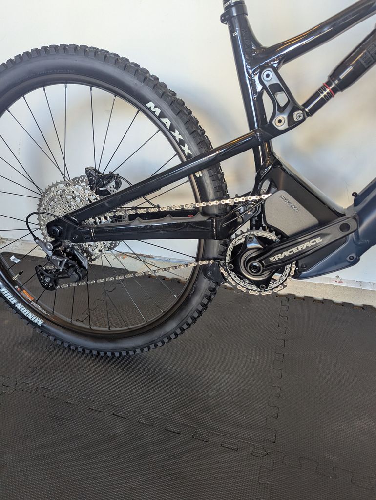 Used Rocky Mountain Instinct Powerplay Alloy 30 2022 2022 Mountainbike, Black, 29 — image 3 of 10
