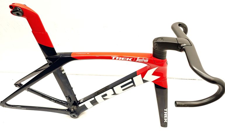 Used Trek Madone SLR 9 2021 Frameset 2021 Road & Gravel, Red — image 5 of 11