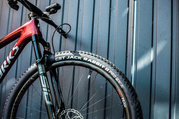 Used Specialized Epic SRAM XX1 Eagle AXS 2024 Mountainbike, Red — image 2 of 5