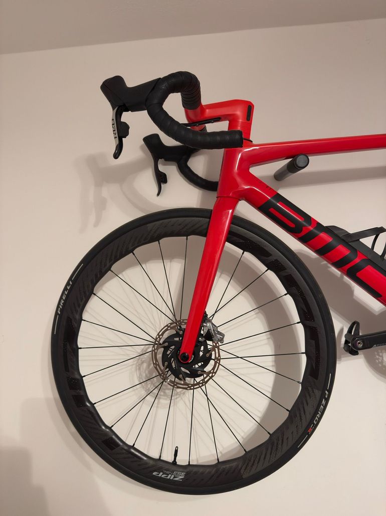Used BMC Teammachine SLR01 ONE 2023 2023 Road & Gravel, Red — image 3 of 6