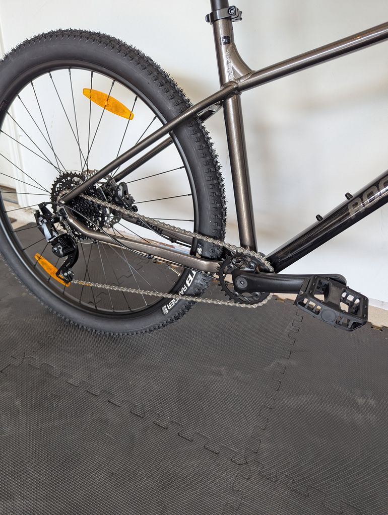 Used Rocky Mountain Fusion 10 2022 2022 Mountainbike, Black, 29 — image 2 of 9