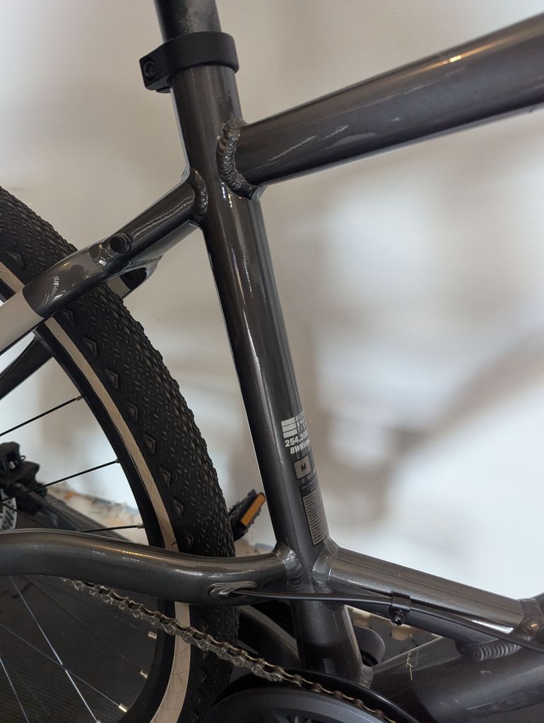 Used Liv NEW Momentum Iride UX 9S Size M 2022 Road & Gravel, Black — image 7 of 8