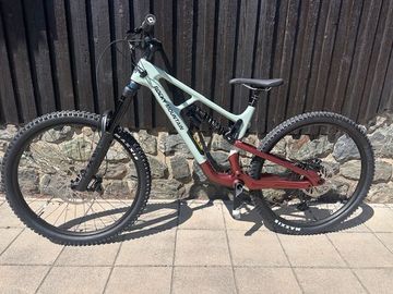 Gebrauchtes Rocky Mountain Slayer C50 Sram 2024 2024 Mountainbike, Rot, 29, 27.5 — Bild 2 von 9