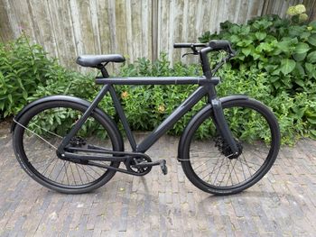 Used Vanmoof S2 2020 Road & Gravel — image 1 of 11