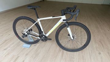 Used Orbea TERRA M30TEAM 2024 2024 Road & Gravel, White — image 3 of 11
