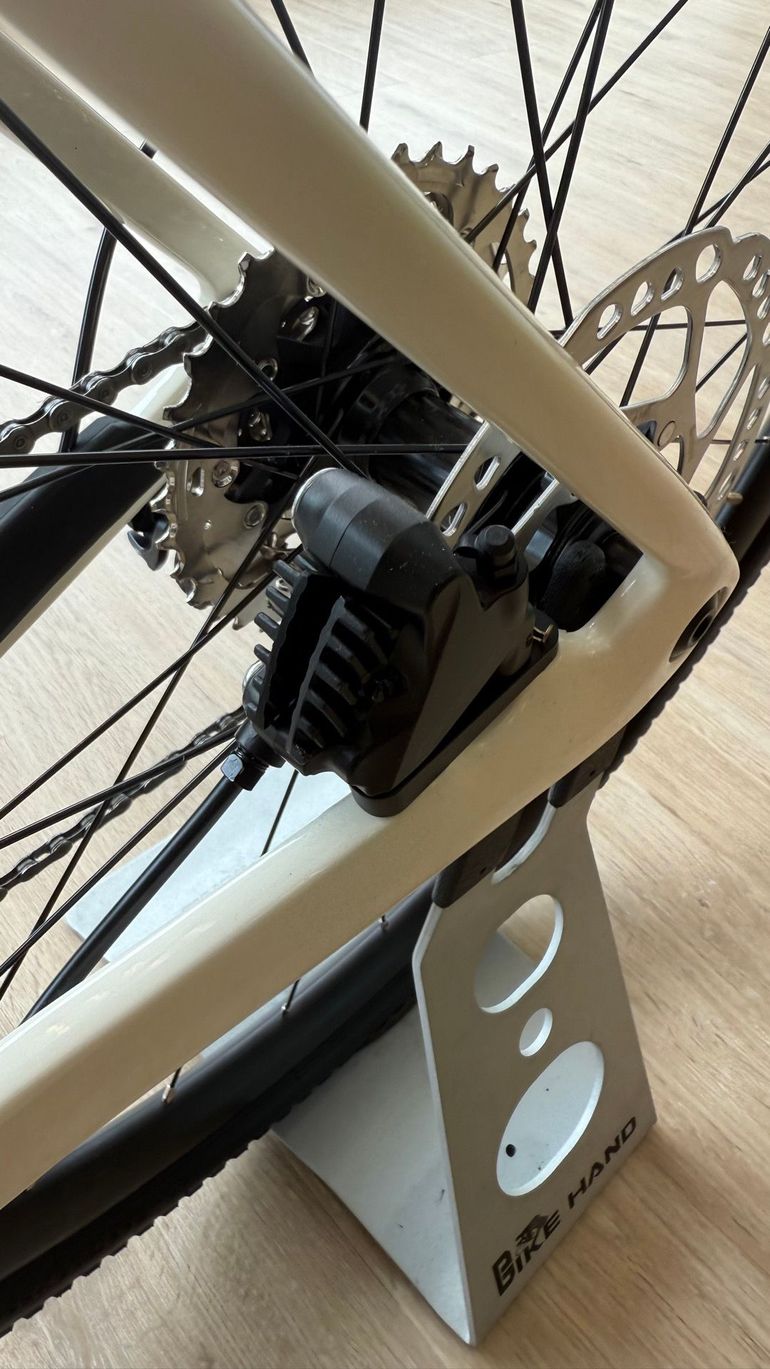 Used Orbea TERRA M30TEAM 2024 2024 Road & Gravel, White — image 4 of 11