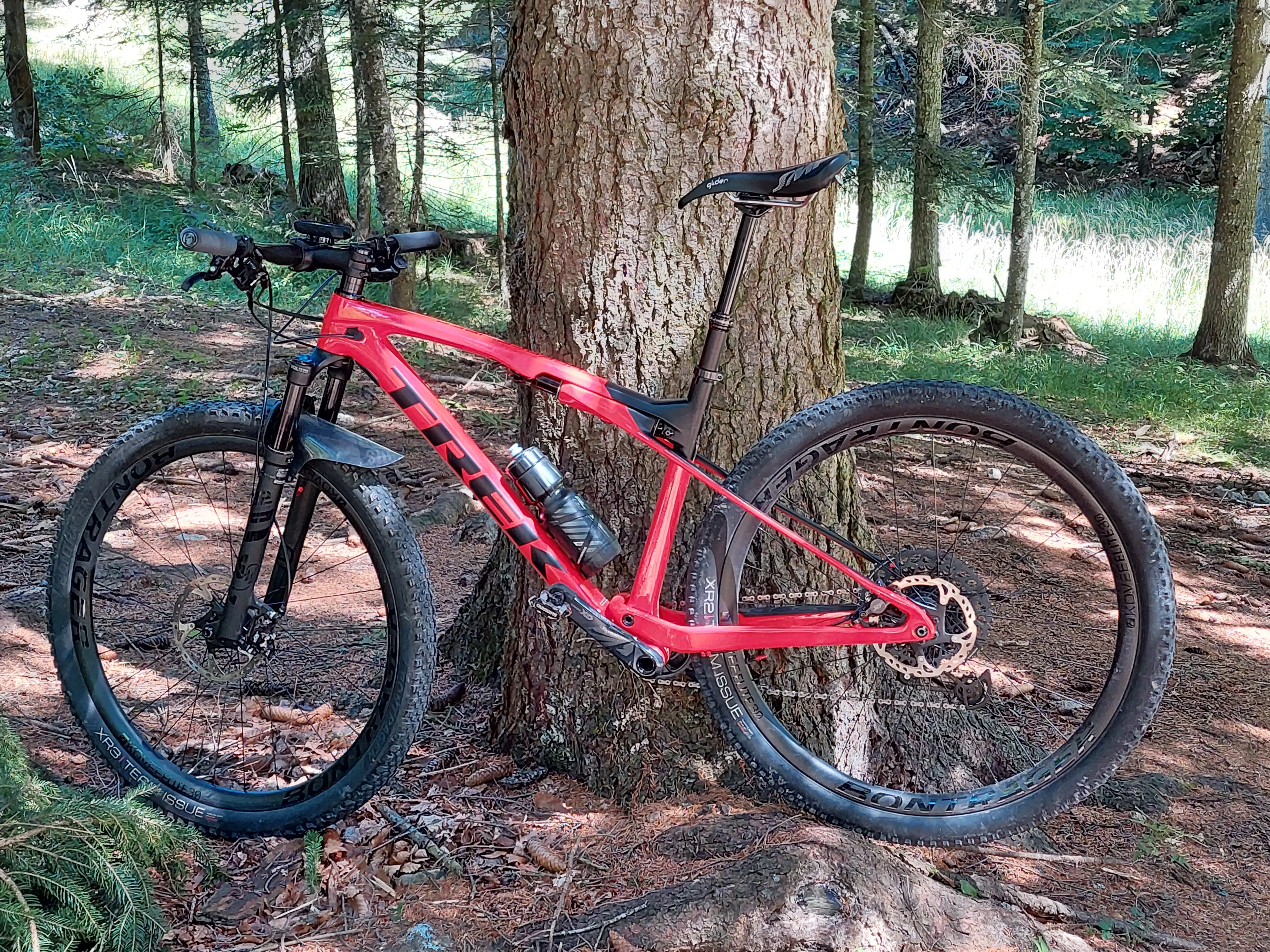 Trek Supercaliber 9.8 GX wykorzystywany w L buycycle