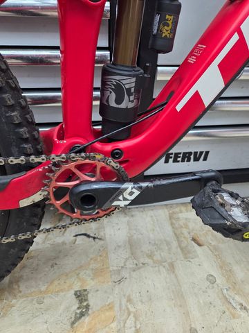 Used Trek Slash 9.9 2019 2019 Mountainbike, Red, 29 — image 11 of 11