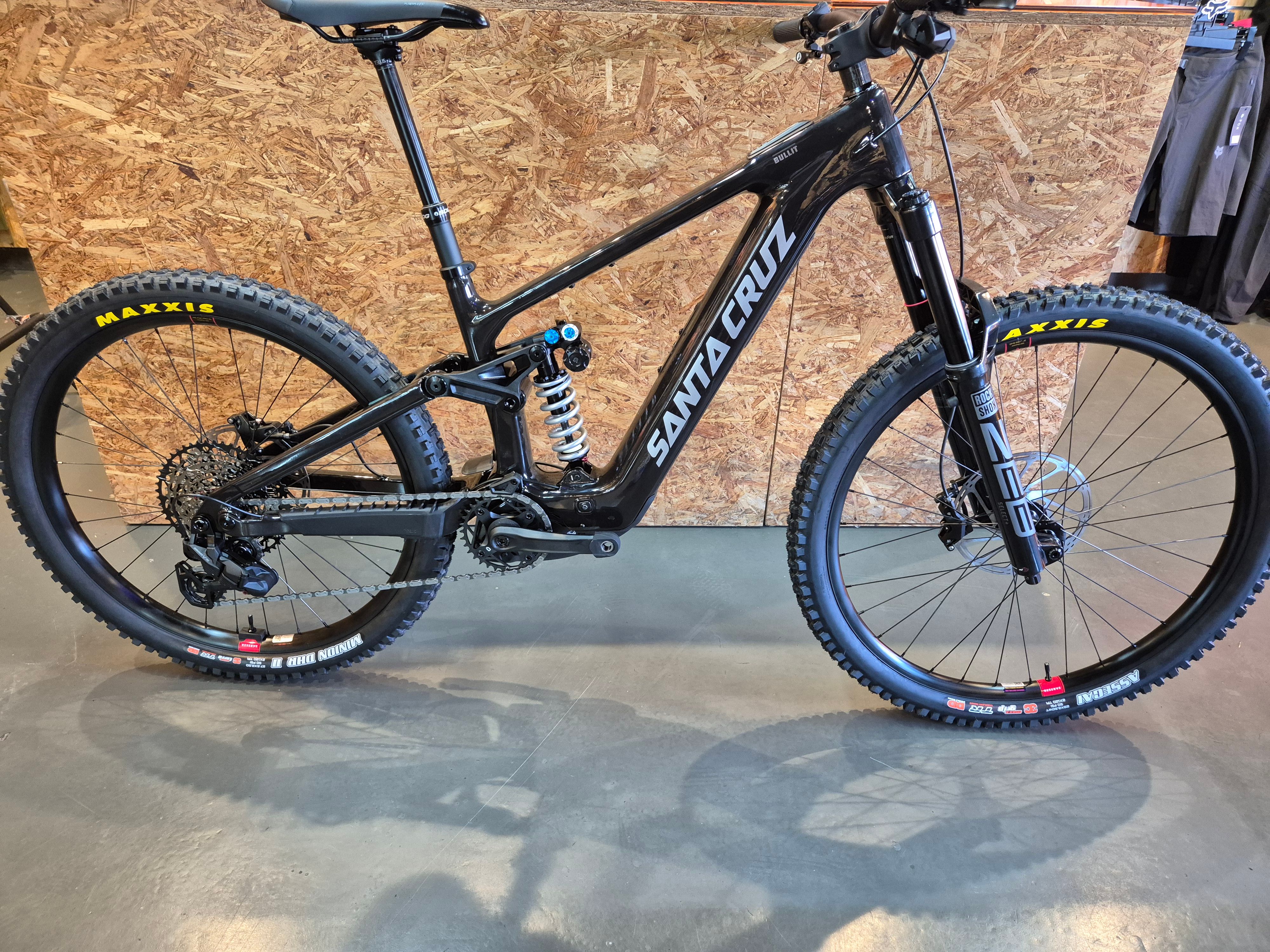 Santa Cruz Bullit 2025