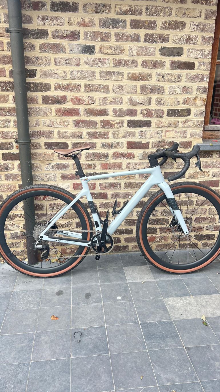 Used Scott Addict Gravel 20 2024 2024 Road & Gravel, Blue — image 1 of 6