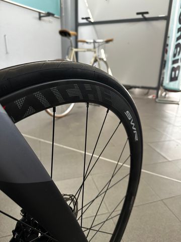 Gebrauchtes Bianchi Oltre SRAM Force eTap AXS 2022 Road & Gravel, Hellgrau — Bild 4 von 6