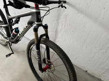 Used Trek Superfly SRAM GX Eagle 2015 Mountainbike, Light Gray — image 3 of 3