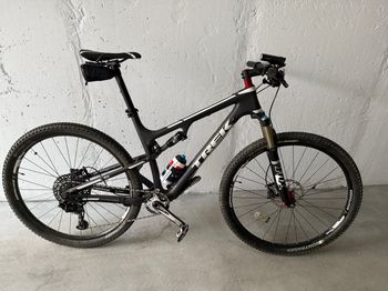 Used Trek Superfly SRAM GX Eagle 2015 Mountainbike, Light Gray — image 2 of 3