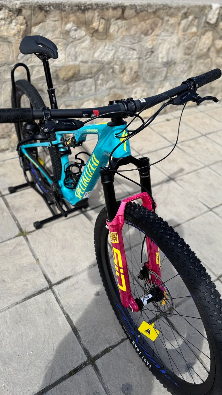 Used Specialized Epic 8 Pro 2025 2025 Mountainbike, Blue, 29 — image 32 of 37