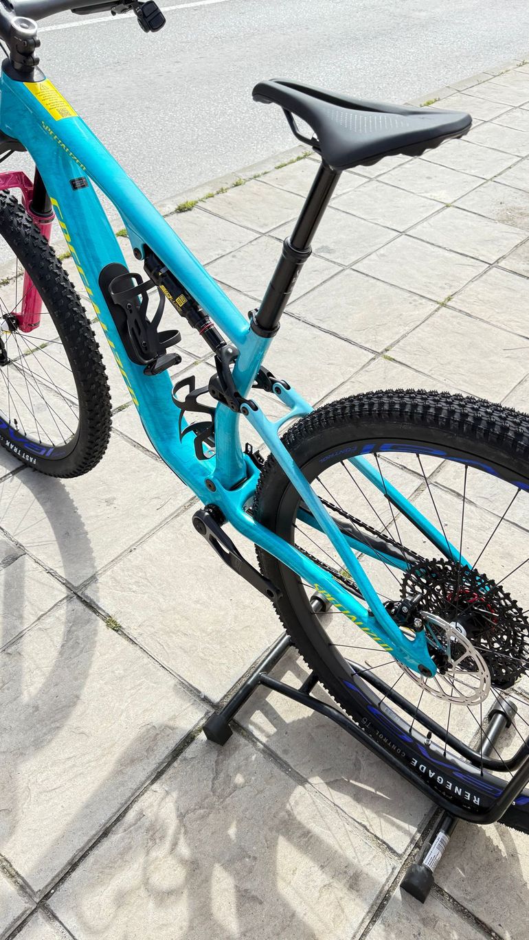 Used Specialized Epic 8 Pro 2025 2025 Mountainbike, Blue, 29 — image 37 of 37