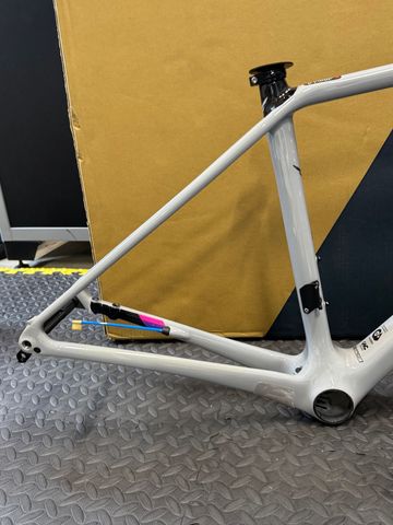 Used Felt FR Advanced 2021 Road & Gravel, Light Gray — image 8 of 14