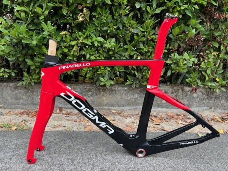 Used Pinarello DOGMA F FRAME Frameset 2023 Road & Gravel, Red — image 3 of 12